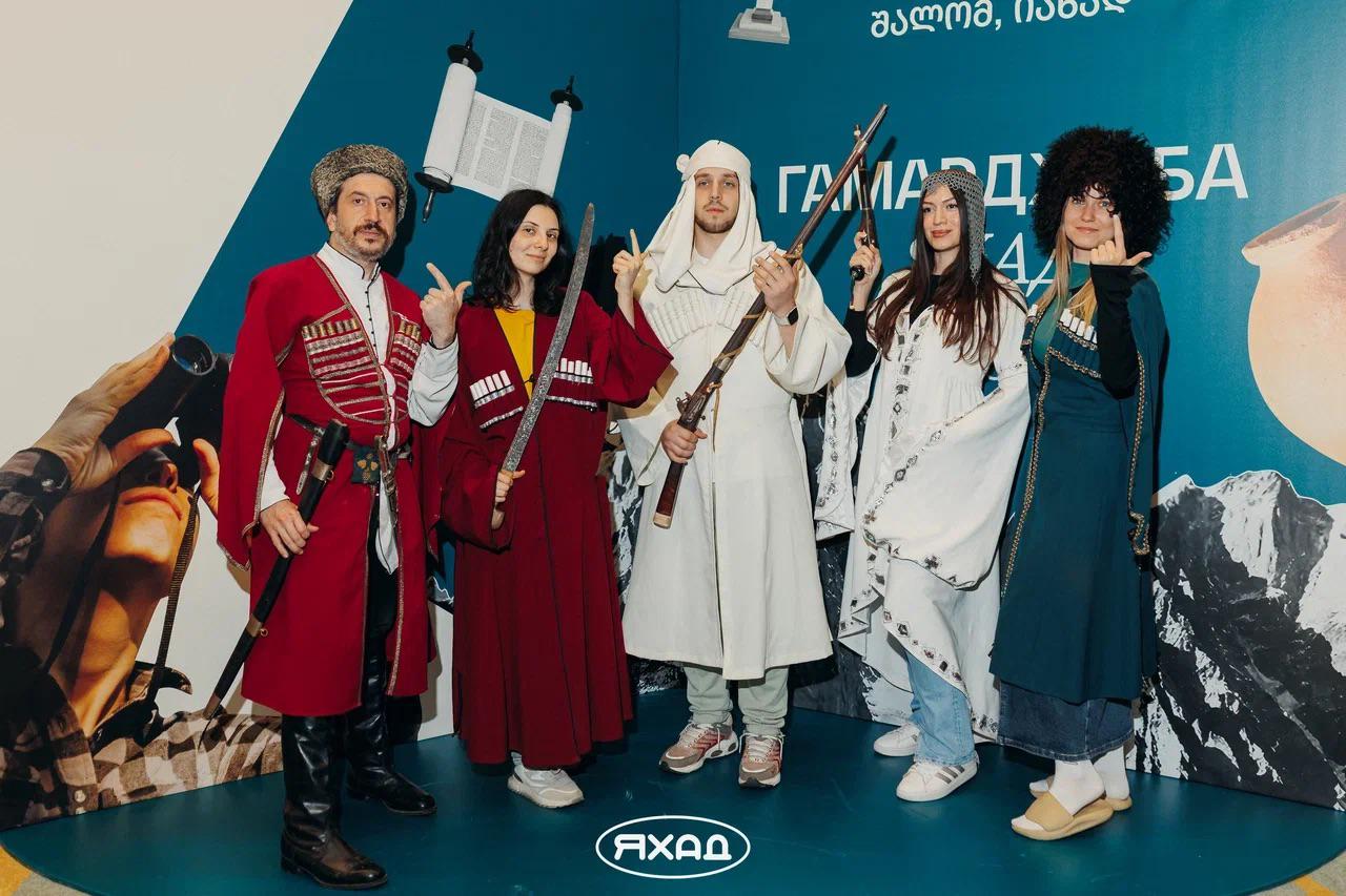 Участники клуба Яхад из Брянска в поездке по Грузии