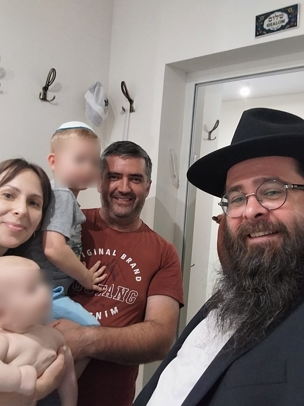 Установка мезуз в домах и офисах Новой Москвы