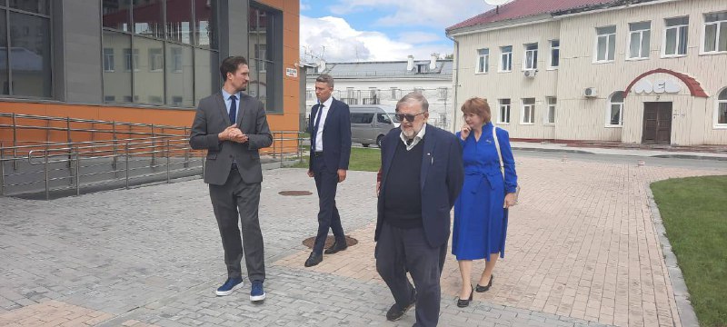 Владимир Зорин на встрече в НЕОКЦ Бейт Менахем, Новосибирск