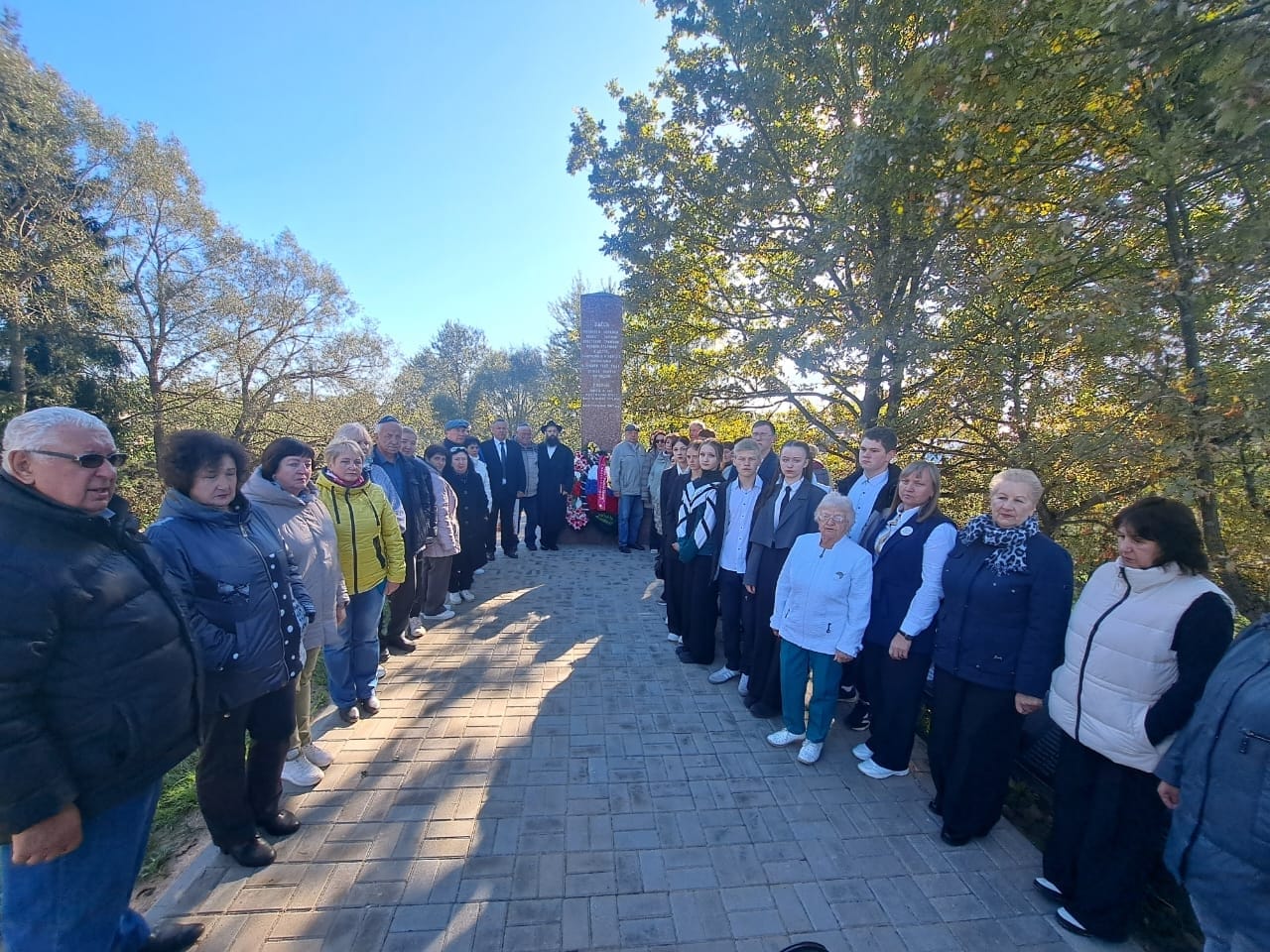 Церемония памяти жертв Холокоста в Монастырщине, кадиш