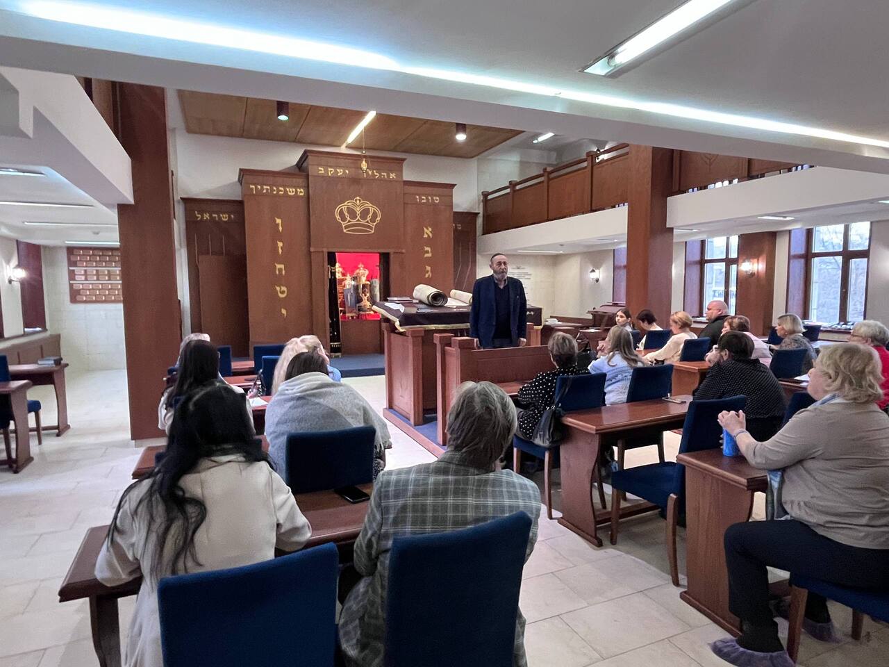 Учителя ОРКСЭ на экскурсии в синагоге Красноярска