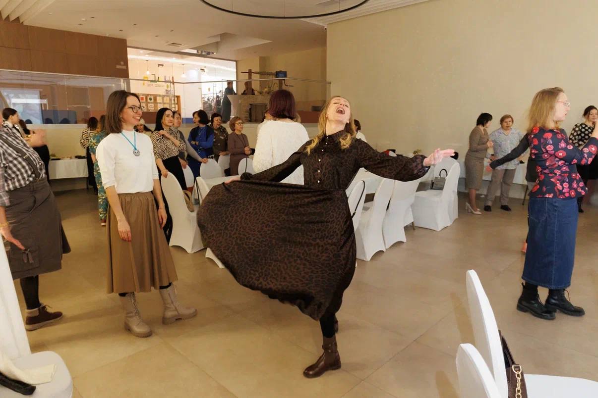 Женский вечер, посвященный заповеди отделения халы в Красноярске