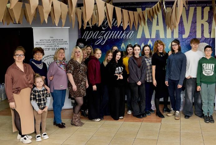 Праздник День матери в Орловском общинном центре для мам и детей