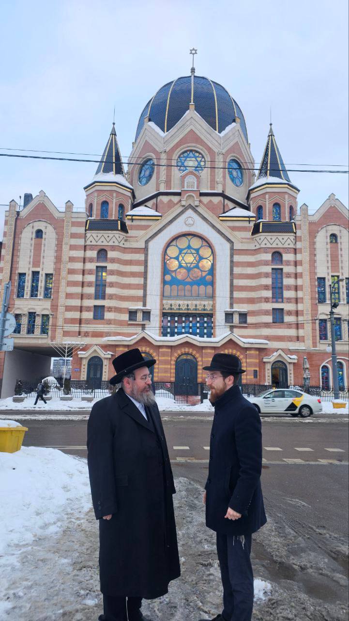 Раввин Ашер Кляйн на встрече с общиной Калининграда