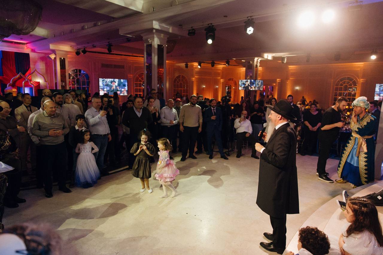 Празднование Пурима в Новомосковском еврейском центре