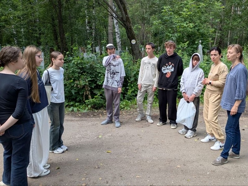 На Южном еврейском кладбище в Перми навели порядок